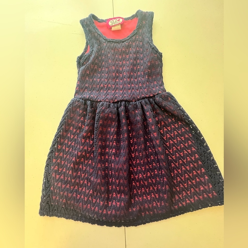 EASTER PRINCESS 2 GIRLS SIZE 4 NAVY BLUE OPEN WEAVE OVER FULL PINK LINING DRESS